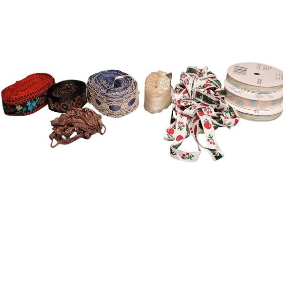 Huge lot of assorted Ribbon Approx 50, Wired, Lace Velvet, Satin, holiday and sp - Picture 5 of 7